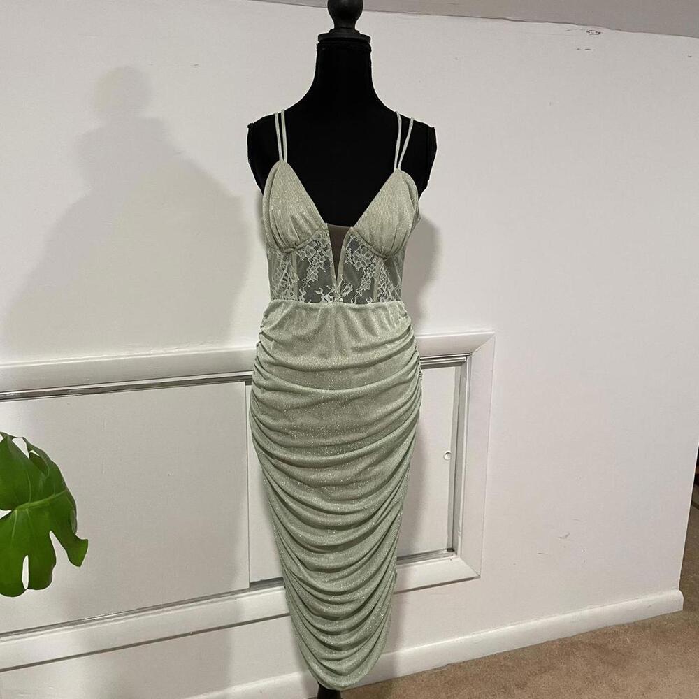 Michael Costello x REVOLVE Lulu Midi sparkly Dress in Mint. $268. size L - Picture 3 of 8